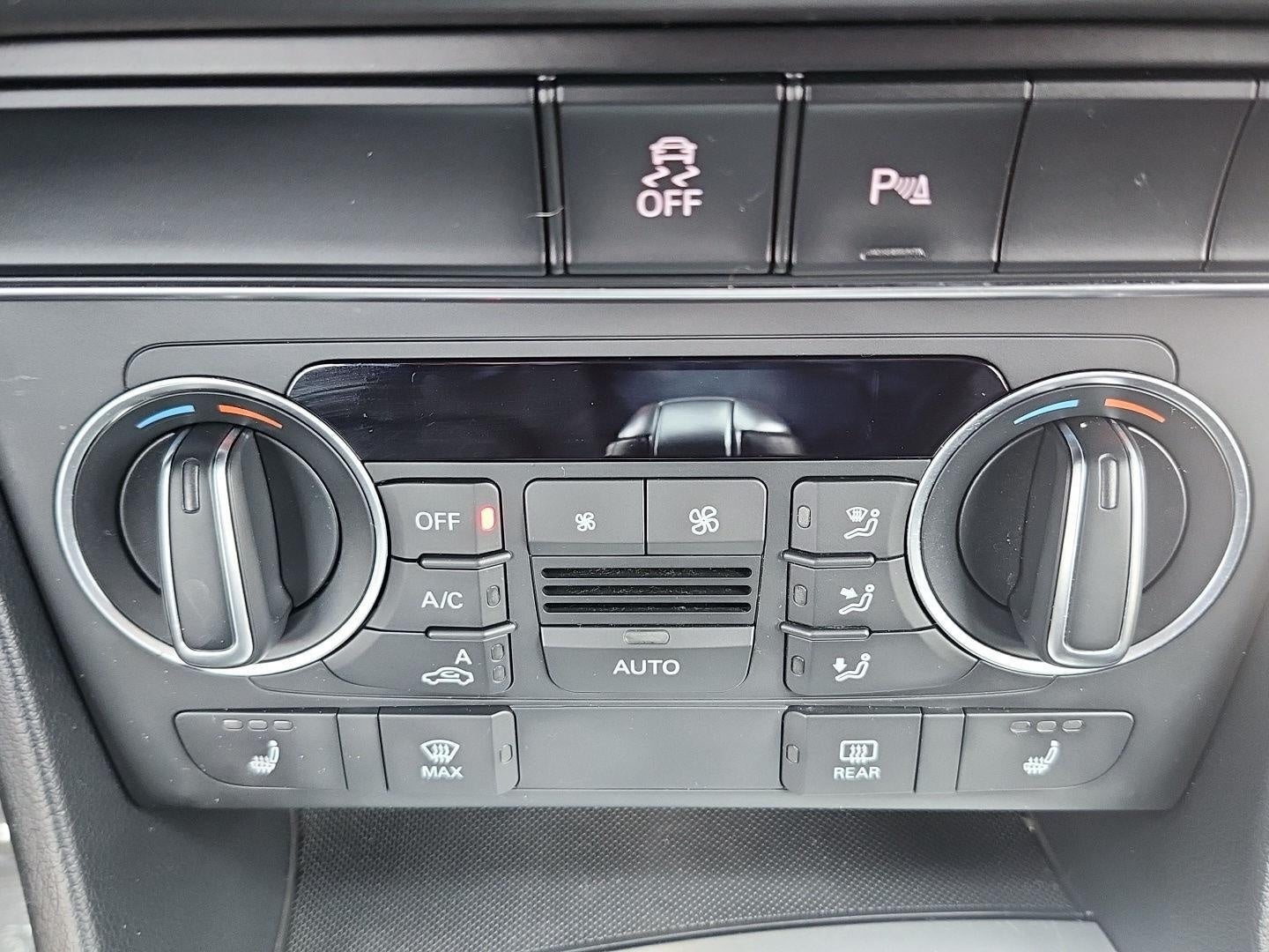 2018 Audi Q3 2.0 TFSI Premium quattro AWD